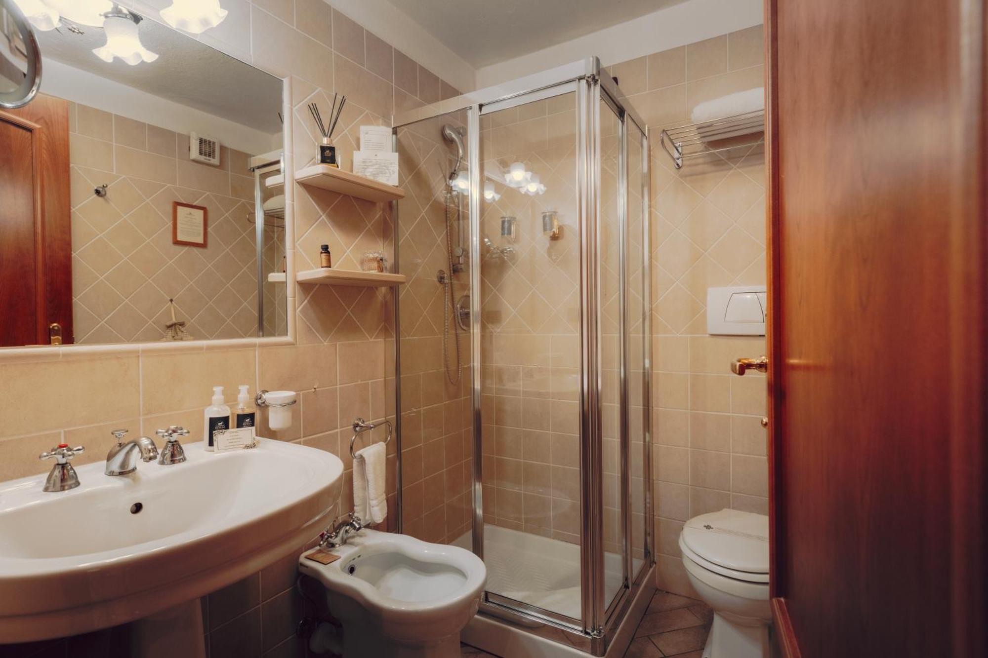 Large Single Room